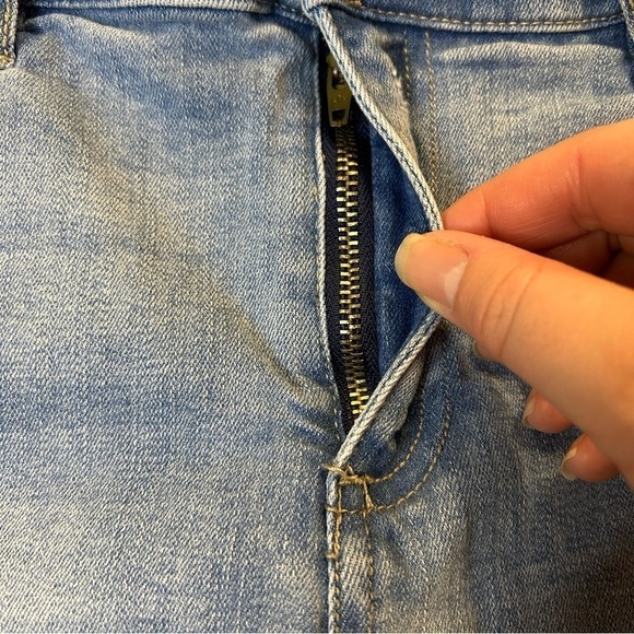 Armani exchange midrise denim shorts - Picture 6 of 10